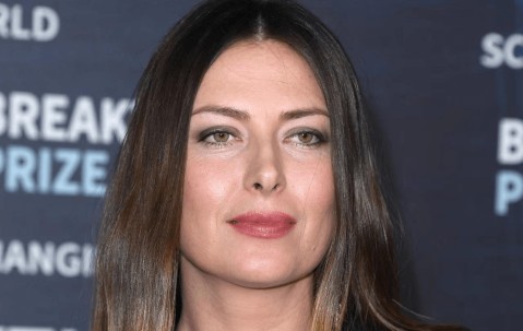 开云在线-莎拉波娃在TES比赛中比赛局势复杂，锐不可当引发热议！